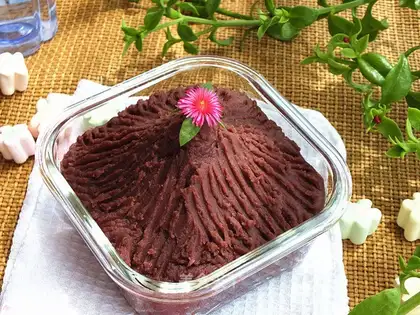 Homemade red bean sand
