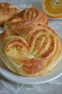 Heart-shaped coconut bread