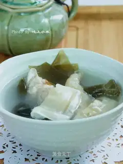 Fish with tailbone soup