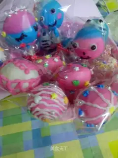 Lollipop cake