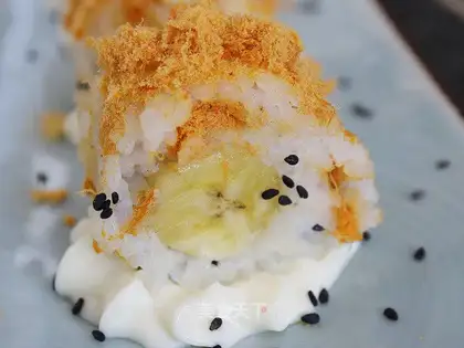 Banana pine rolls