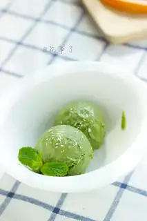 Tea ice cream
