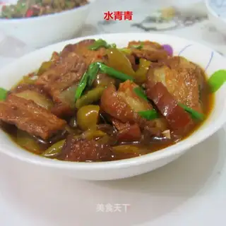 Sour peppers burning meat from the east slope