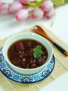Red bean pigtail soup