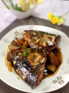 Fish head