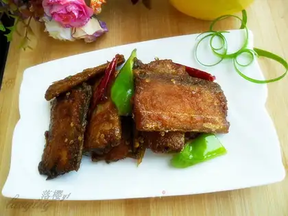 Red-fried fish