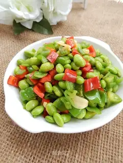 Twin peppers, soybeans