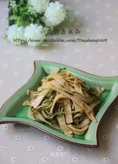 Sour spicy noodles