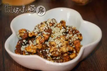 Amber walnuts