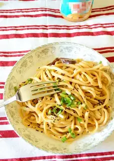 Peanut butter noodles