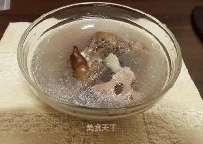 Liang's bone soup