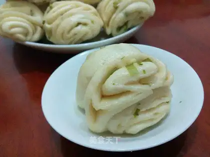 Onion rolls