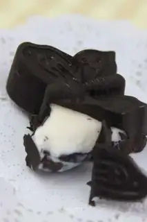 Chocolate-cooked ice cream