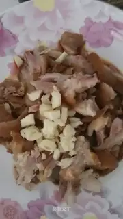 ♪ Cold hog hoof ♪
