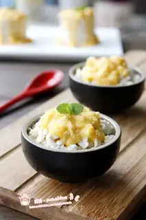 Salted eggs and tofu