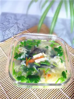 Tofu eggs soup