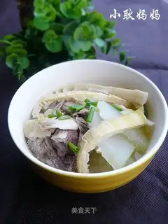 Pumpy melon soup