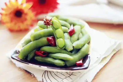 Boiled beans
