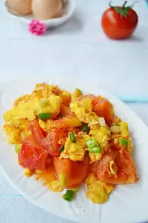 Tomato fried eggs