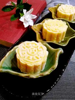 Pure green bean cake