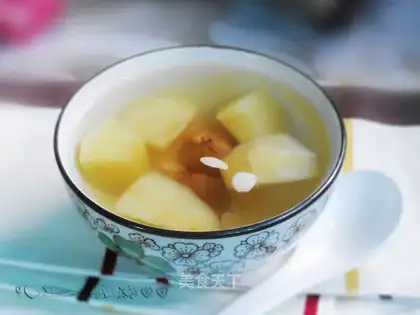 Apple almond fig soup