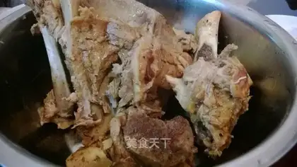 Bones