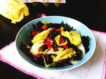 Scrambled doll food