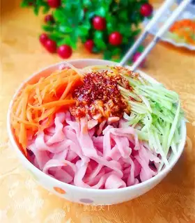 Colored cold noodles