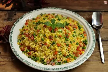 Gold and silver egg fried rice