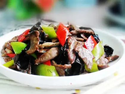 Piper peppers and pig hearts