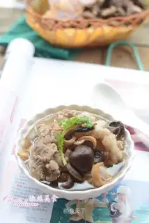 Carnival mushroom chop soup