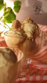 Mango ice cream