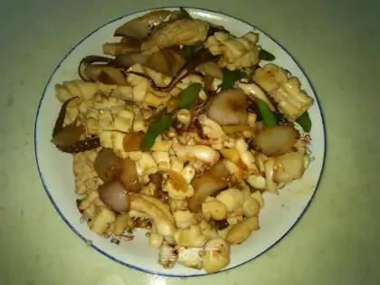 Onions blow up squid