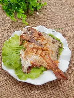 Fried mackerel