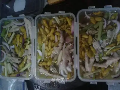 Chicken claws