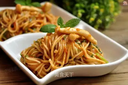 Fried noodles