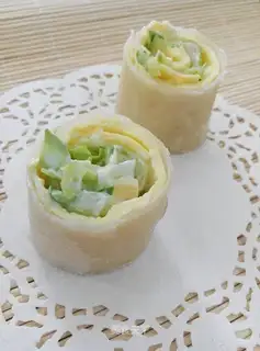 Cheese egg rolls