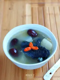 ♪ Pants and chickens and carrot soup ♪