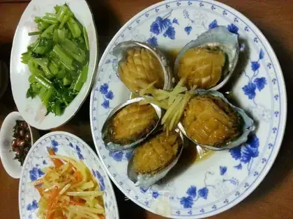 Pelican abalone