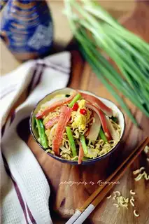 CRAB COLESLAW Q-Q-Q-Q-E