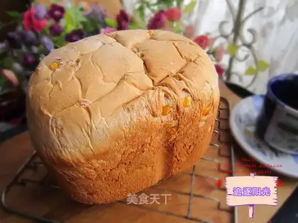 Red sugar corn bread