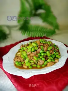 Bean fried meat