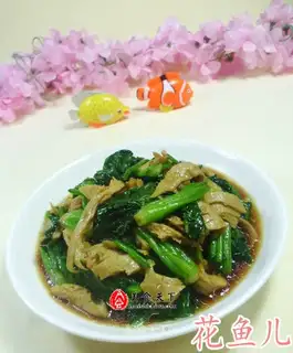 Spinach noodles