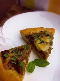 Curry beef pizza