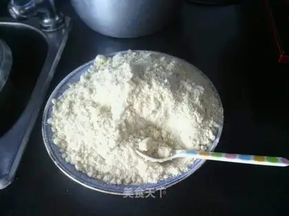 Homemade tea noodles