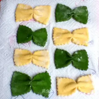 Spinach pumpkin butterflies