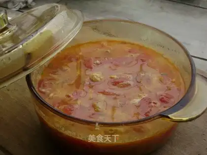 Tomatoes, eggnut soup