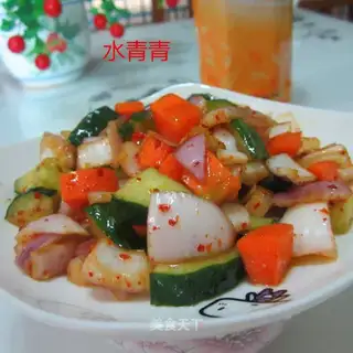 Onion cucumbers