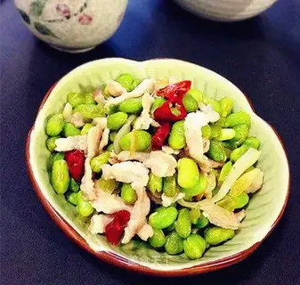 Bean-cracker and fried meat