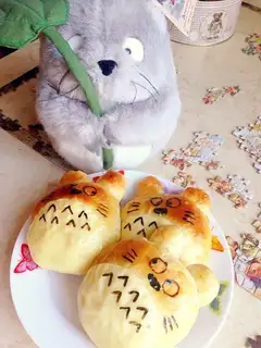 The Chinese chocolate dragon cat bread